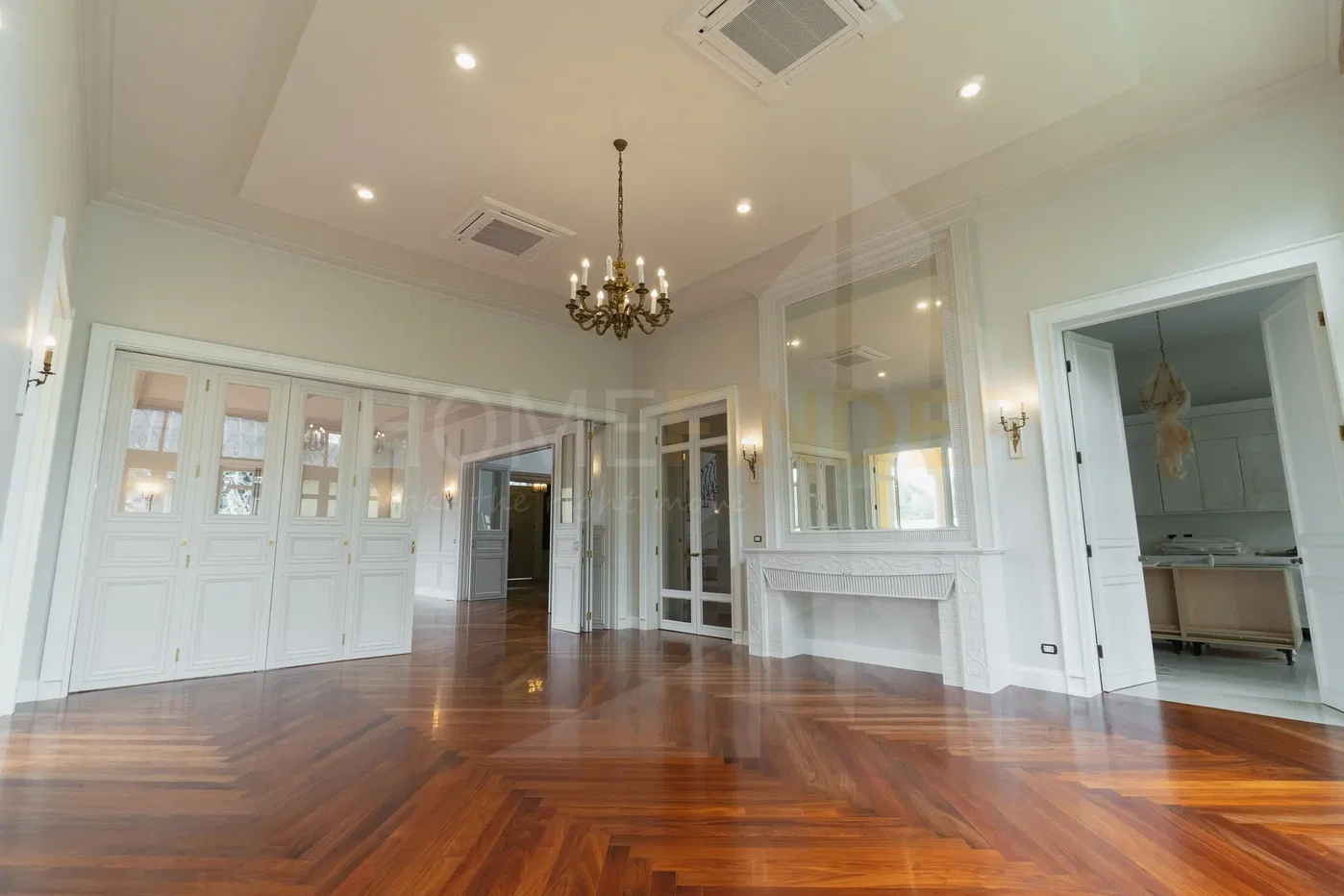 รูป 4 Bedroom House Ekkamai, Bangkok with swimming pool 4 bedrooms, for rent - รูปที่ 2/26