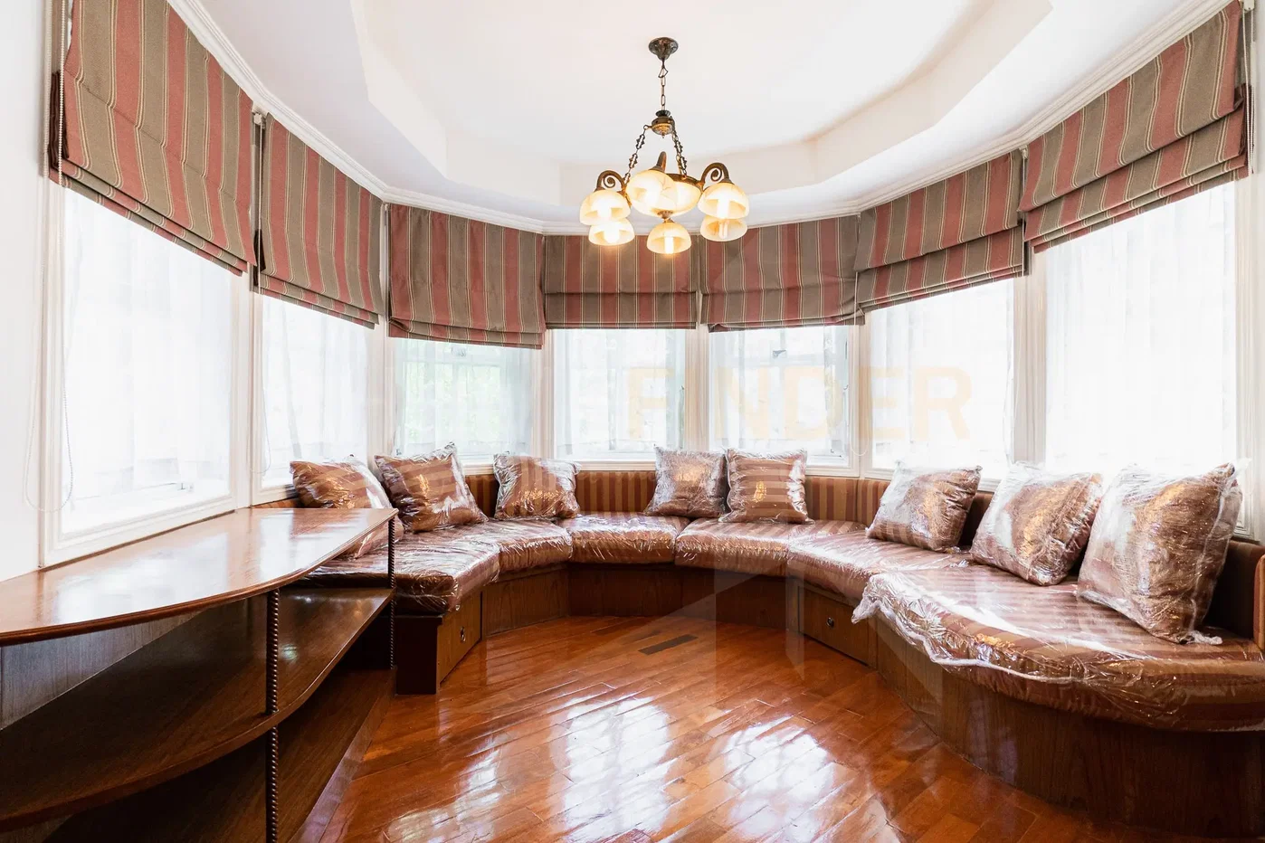 picture Fantasia Villa 2 4 bedrooms, for rent - 9/13