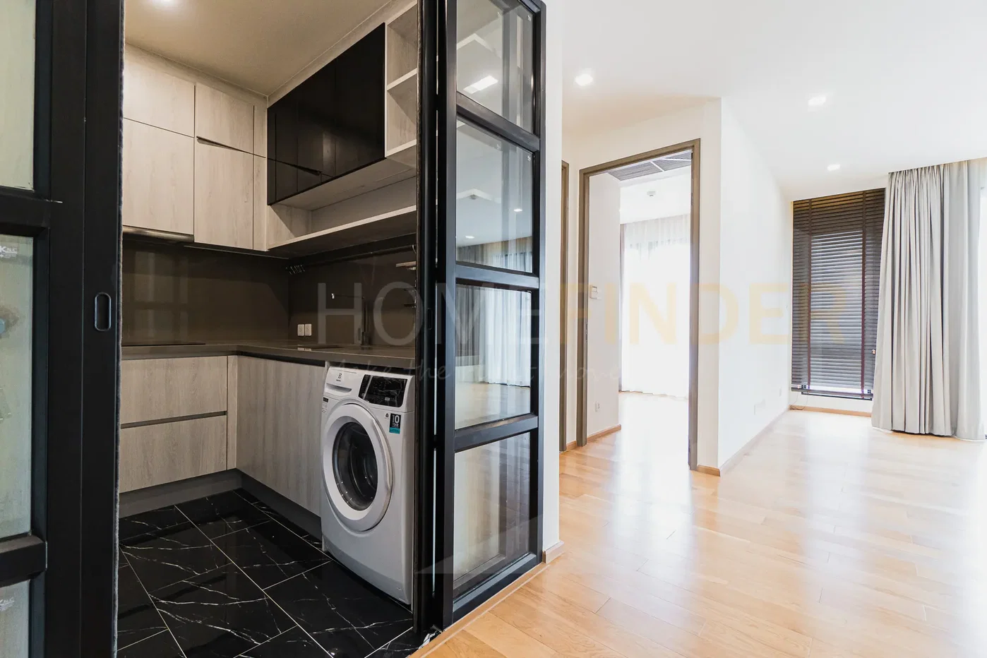 picture Mieler Sukhumvit 40 3 bedrooms, for sale - 11/18