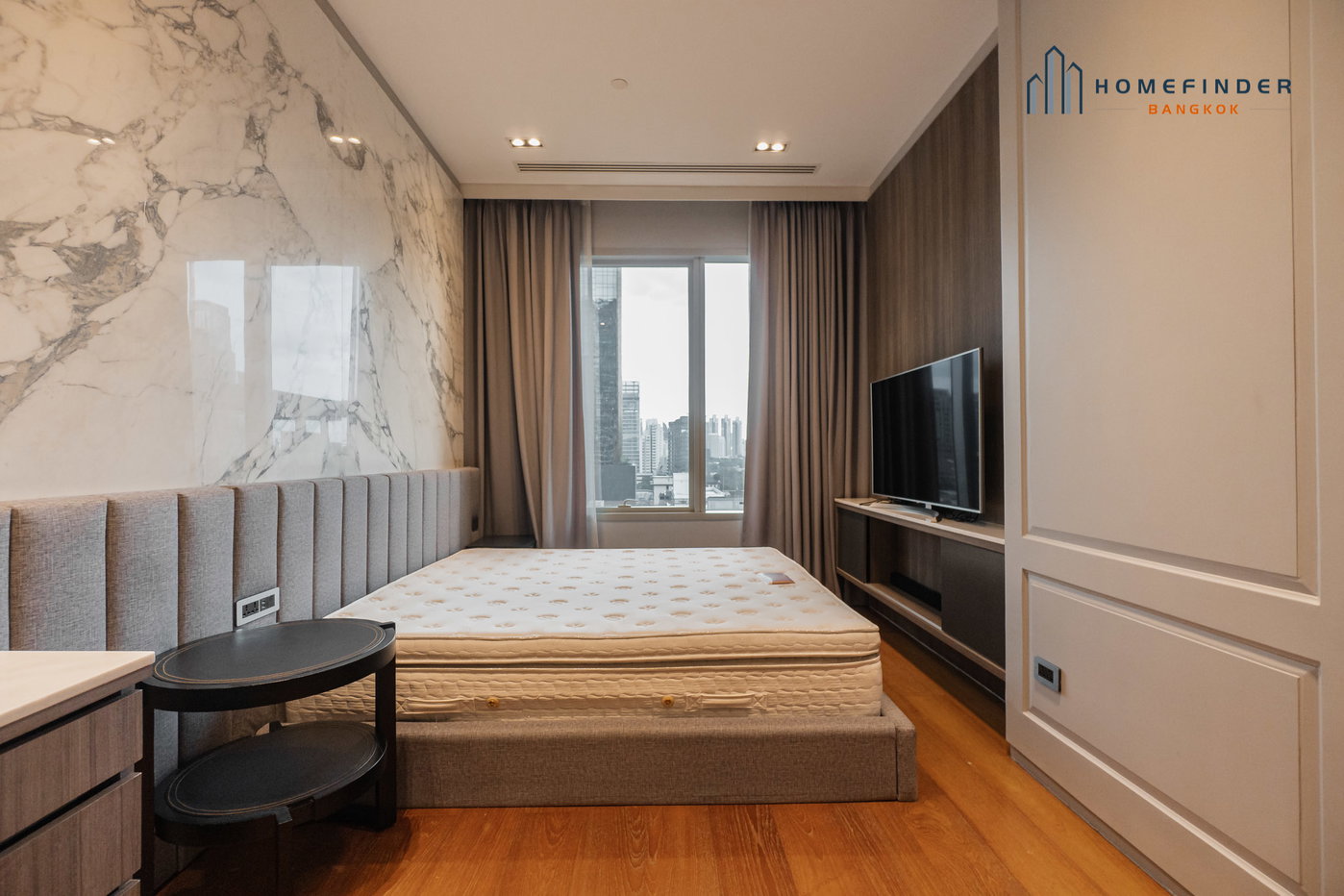 รูป 185 RATCHADAMRI 2 bedrooms, for rent - รูปที่ 7/20