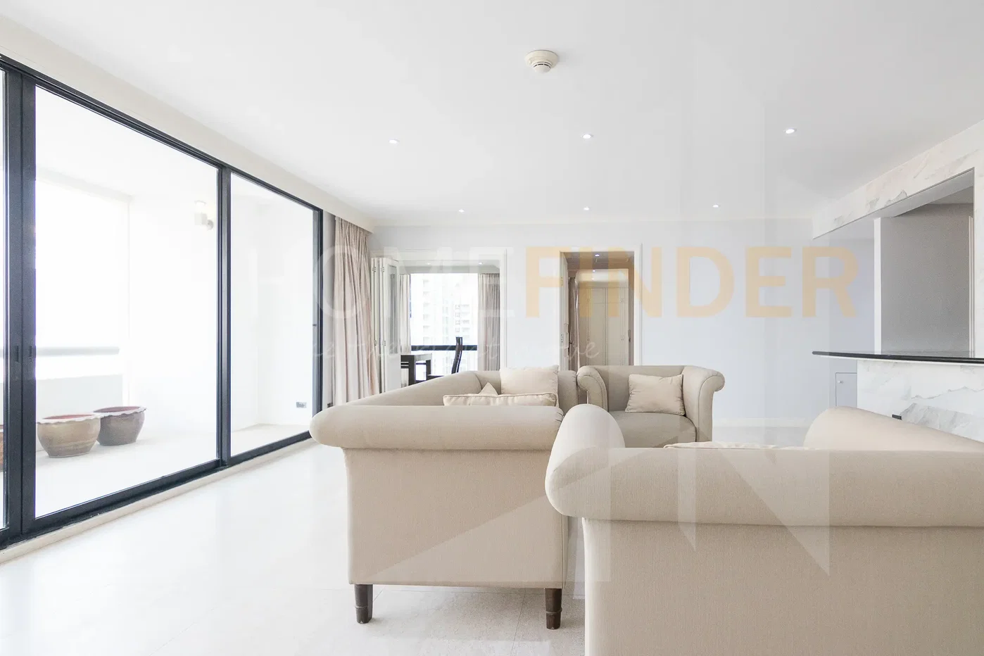 picture Somkid Gardens 3 bedrooms, for rent - 1/12