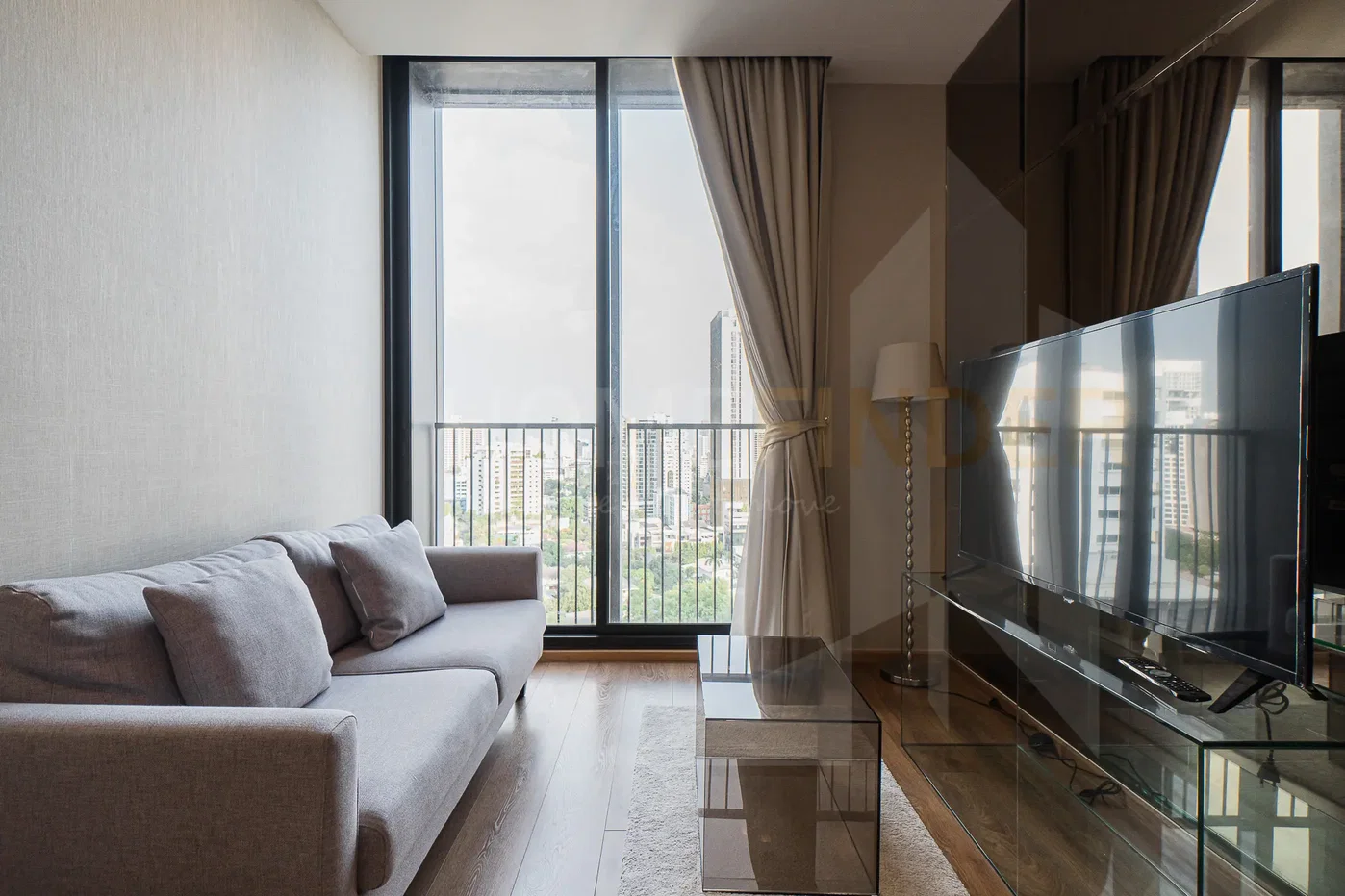 picture Noble BE 33 2 bedrooms, for rent - 1/7