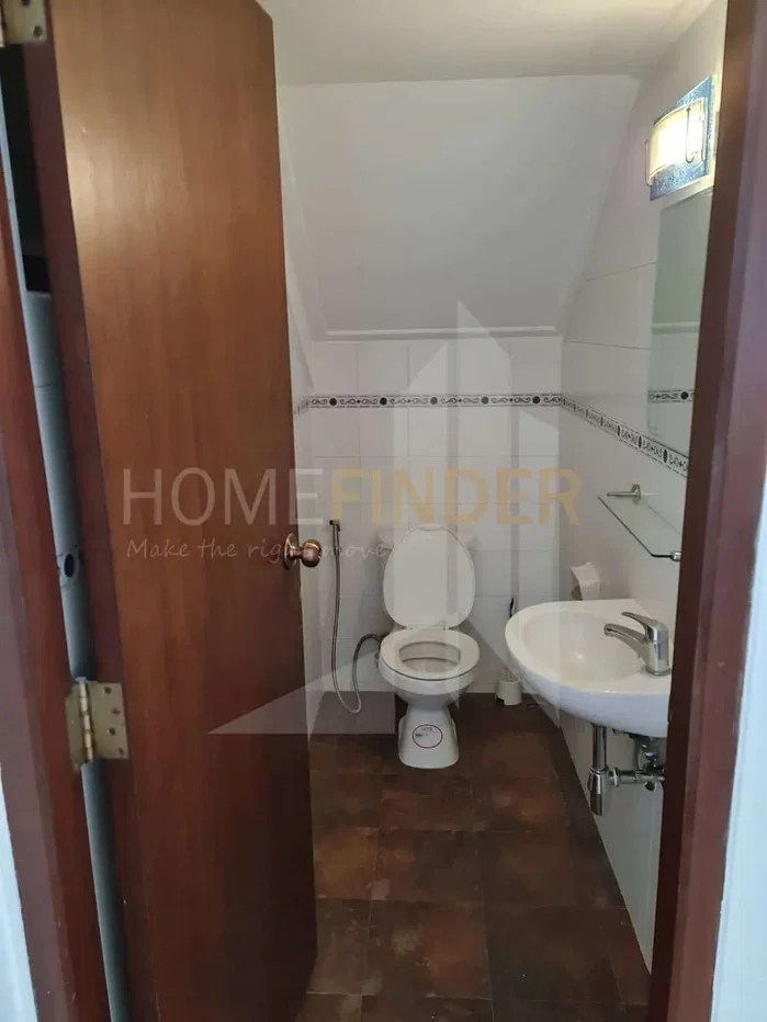 รูป House in Ekkamai Soi 4 3 bedrooms, for rent - รูปที่ 6/7