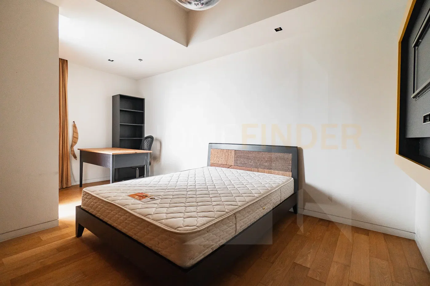 picture The Met 2 bedrooms, for rent - 3/8