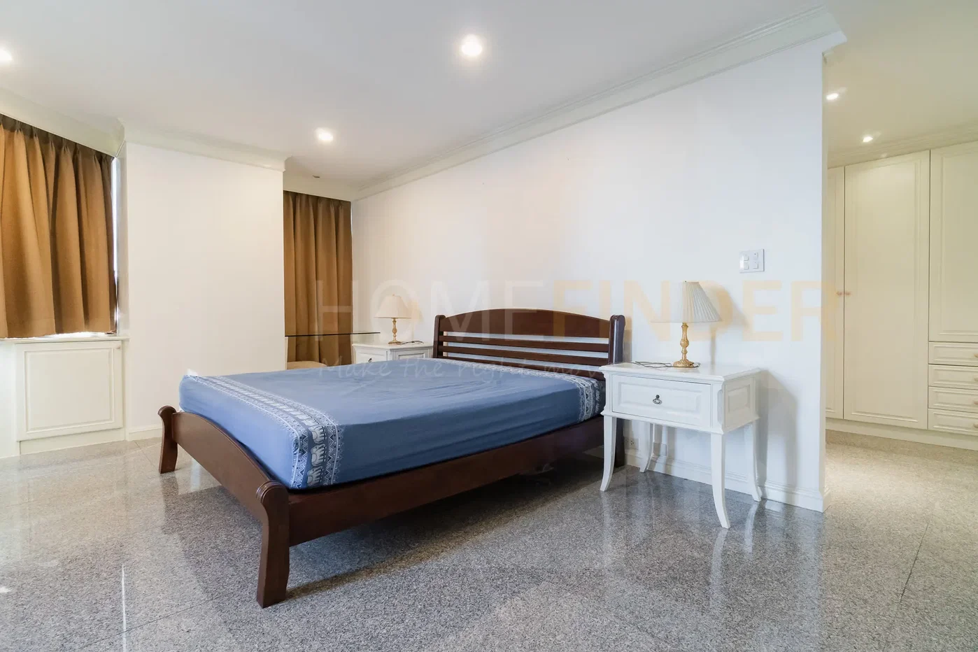 picture Lake Avenue 2 bedrooms, for rent - 11/20
