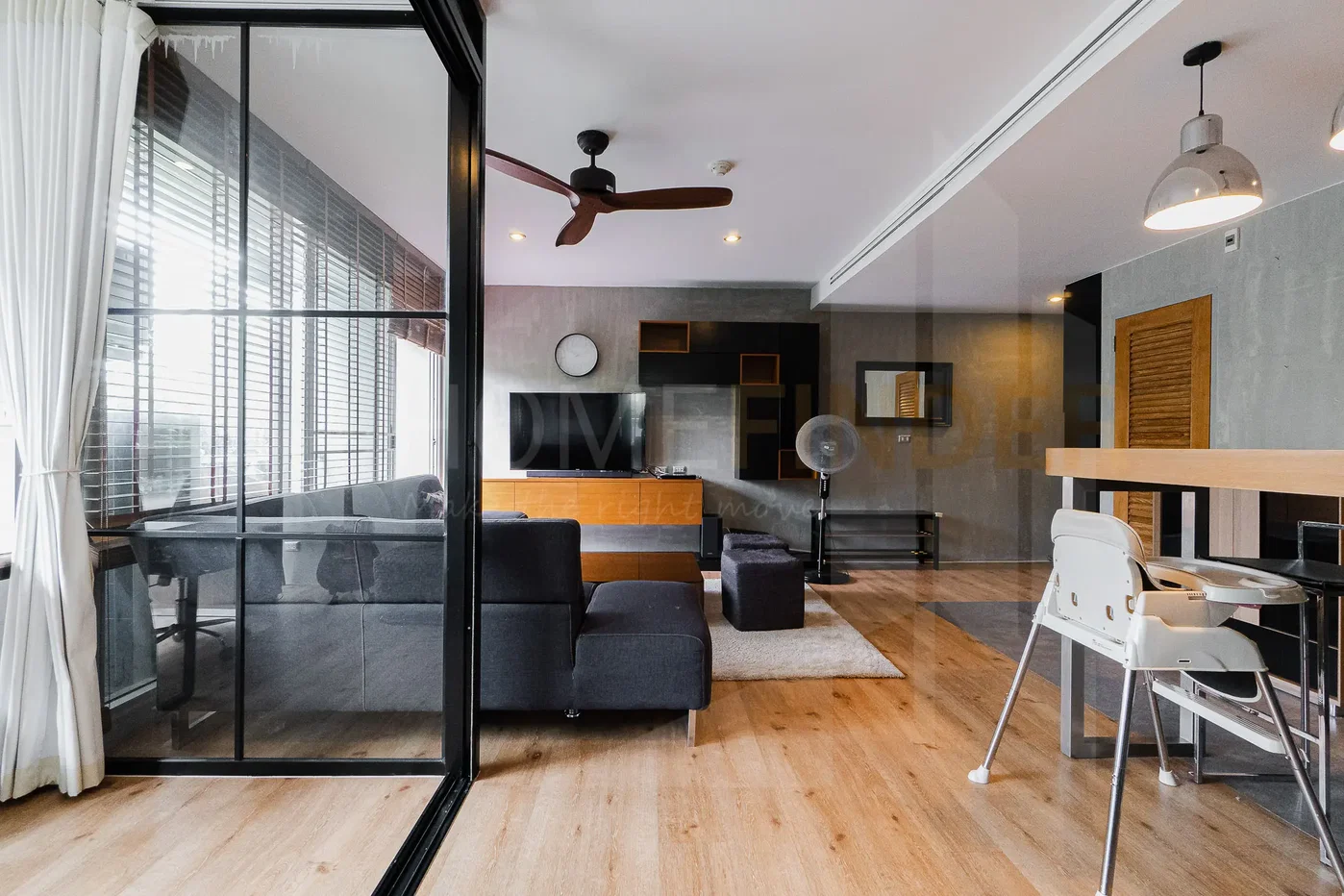 รูป Von Napa Sukhumvit 38 2 bedrooms, for rent - รูปที่ 3/11