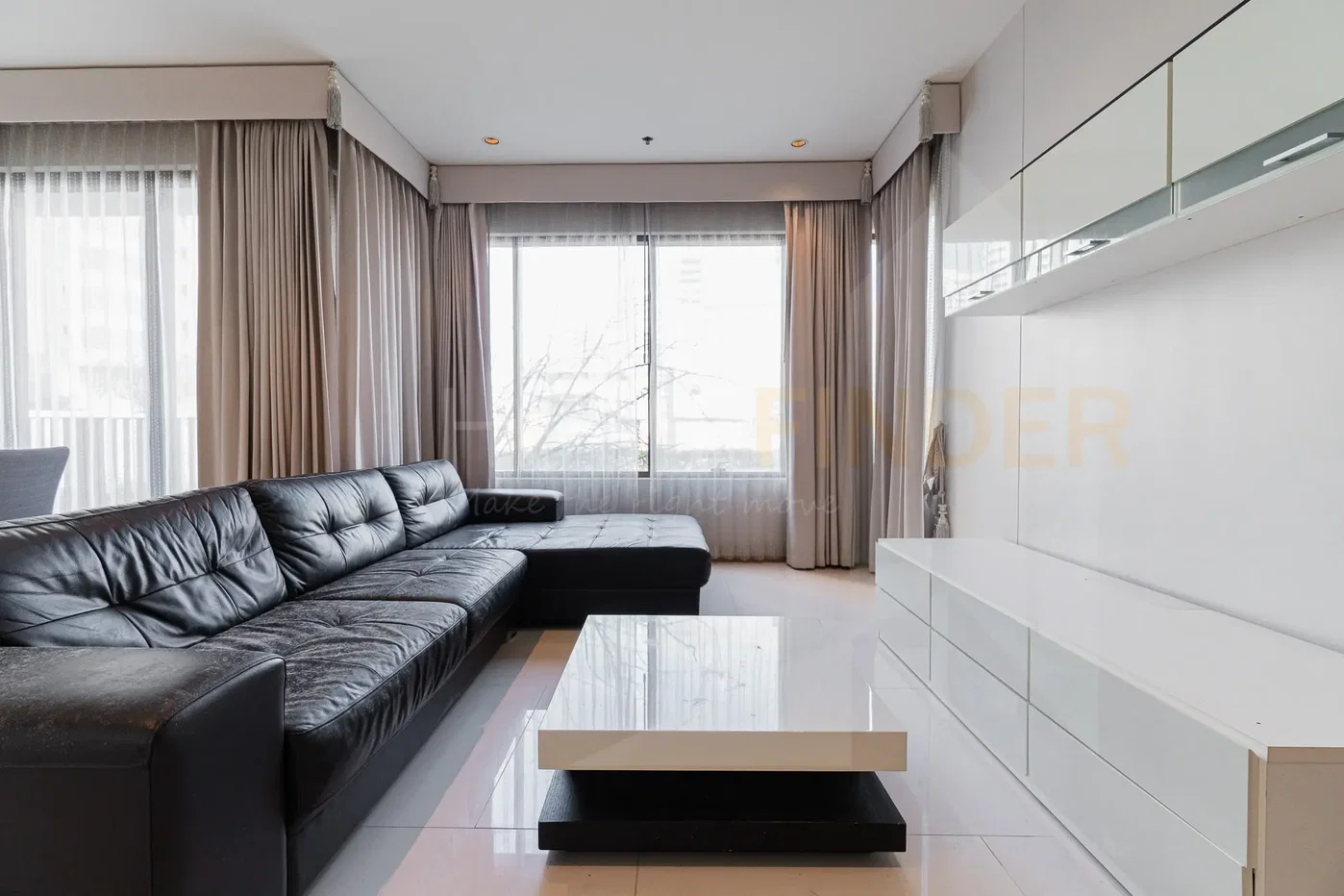picture The Emporio Place 2 bedrooms, for sale - 1/8