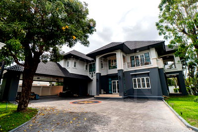 Houses for sale Samut Prakarn : Windmill Park 5 bedrooms, for sale