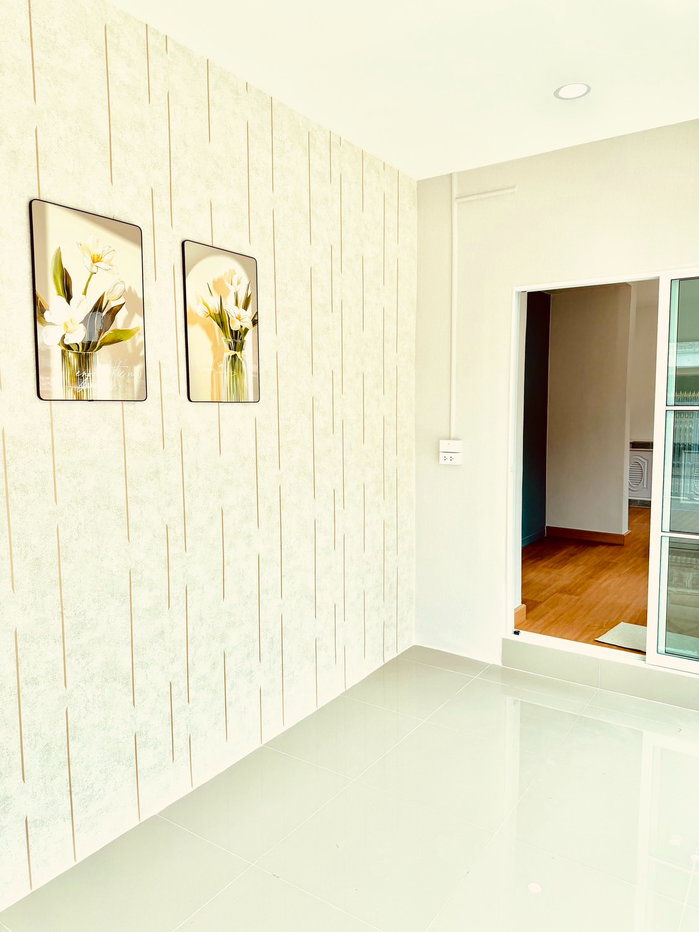 รูป ขายบ้านทาวน์เฮาส์ หมู่บ้านบัวทอง2 พื้นที่ 30 ตร.ว 4 นอน 2 น้ำ รีโนเวทพร้อมอยู่  - รูปที่ 2/20