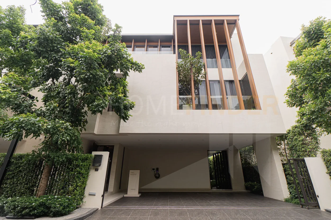picture Park Heritage Pattanakarn 4 bedrooms, for sale - 1/12