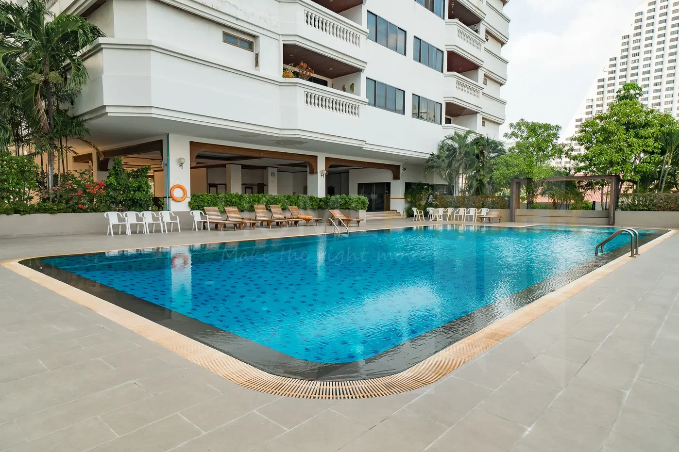รูป Sethiwan Palace Sukhumvit 4 3 bedrooms, for rent - รูปที่ 24/27