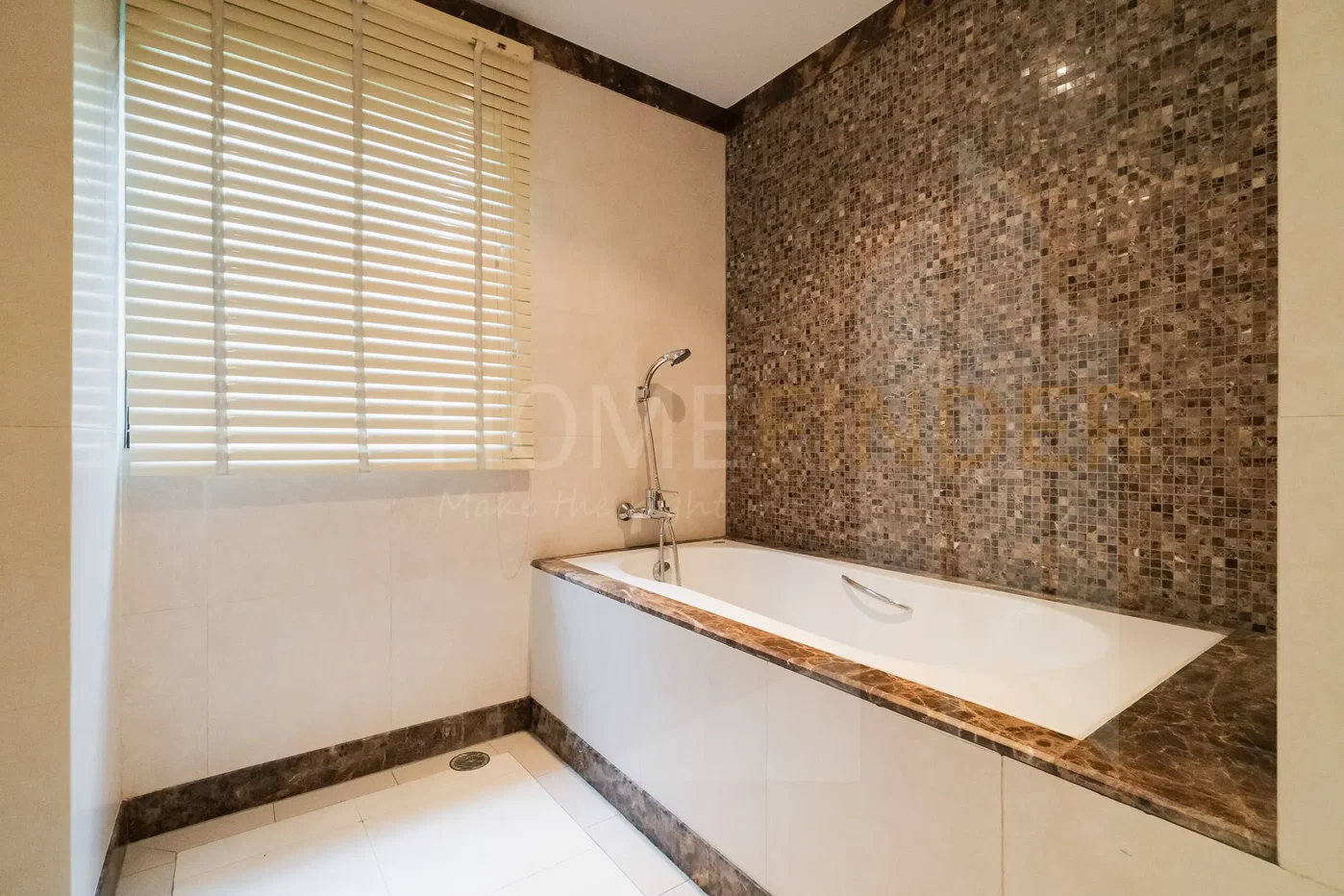 picture Baan Ananda 3 bedrooms, for rent - 37/41