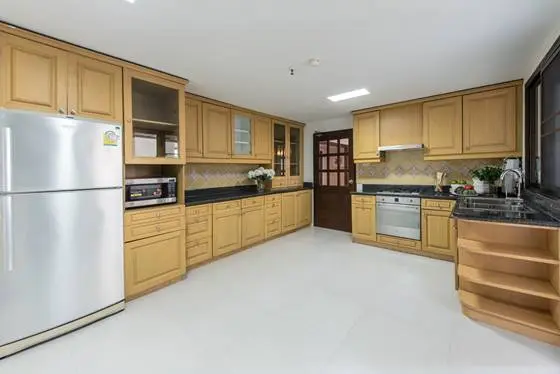 picture Mayfair Garden 3 bedrooms, for rent - 7/8