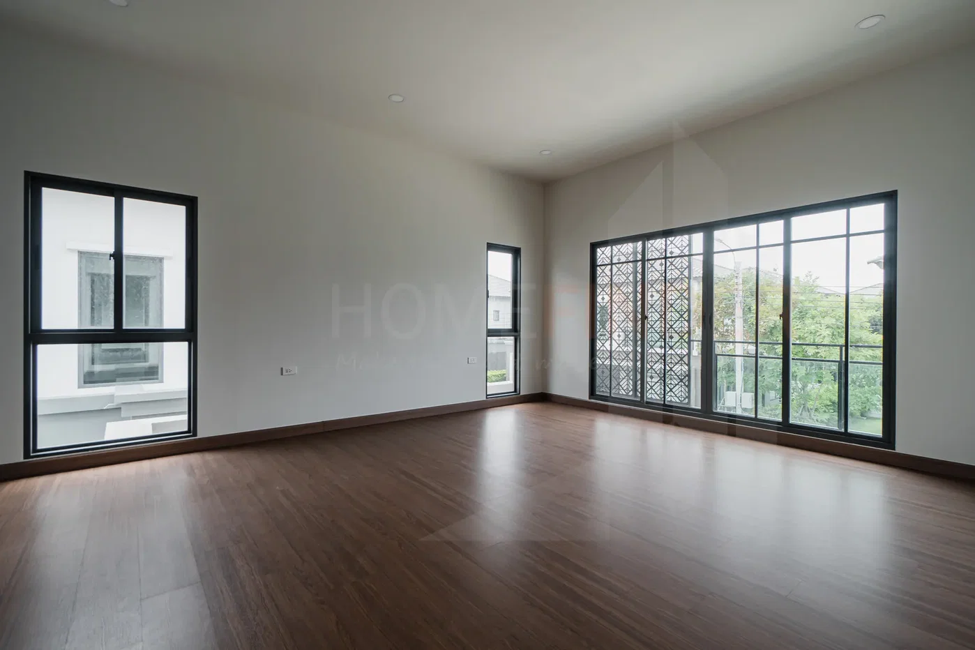 รูป Grand Britania Krungthepkreetha 4 bedrooms, for sale - รูปที่ 13/29