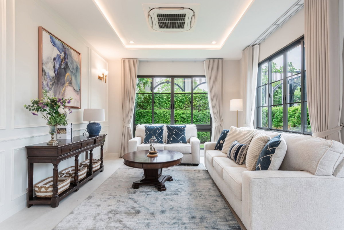 รูป โครงการระดับ Luxury ใหม่ล่าสุดบนทำเลทอง ในสังคมคุณภาพ Sansiri 10 East โดดเด่นด้วยแปลงพิเศษติดคลับเฮาส์ และมีพื้นที่สวนในบ้านกว้างขวางเป็นพิเศษ - รูปที่ 2/52