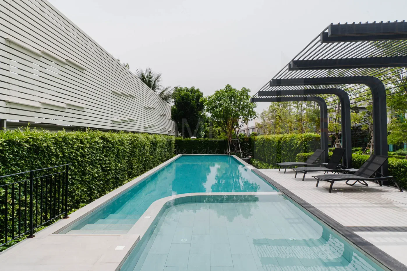 รูป Grand Britania Krungthepkreetha 4 bedrooms, for sale - รูปที่ 30/39