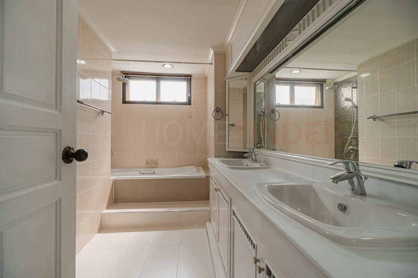 picture Charan Tower 3 bedrooms, for rent - 19/21