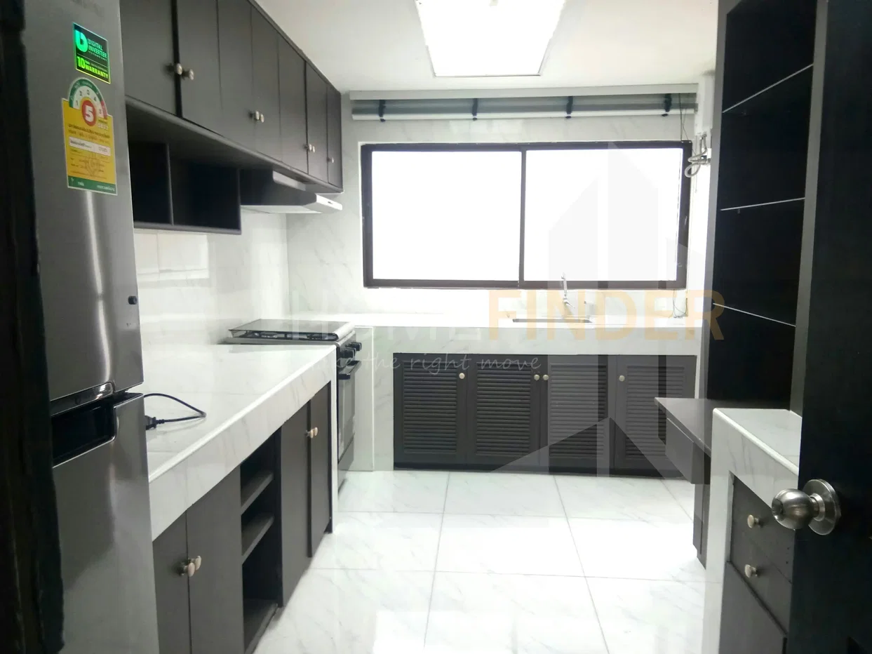picture Bon Vista Villa Thonglor 8 5 bedrooms, for rent - 4/14