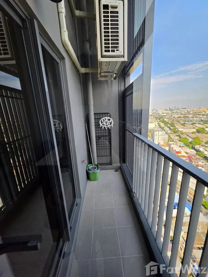 รูป Life rama 4 - asoke 6715073 - รูปที่ 10/11