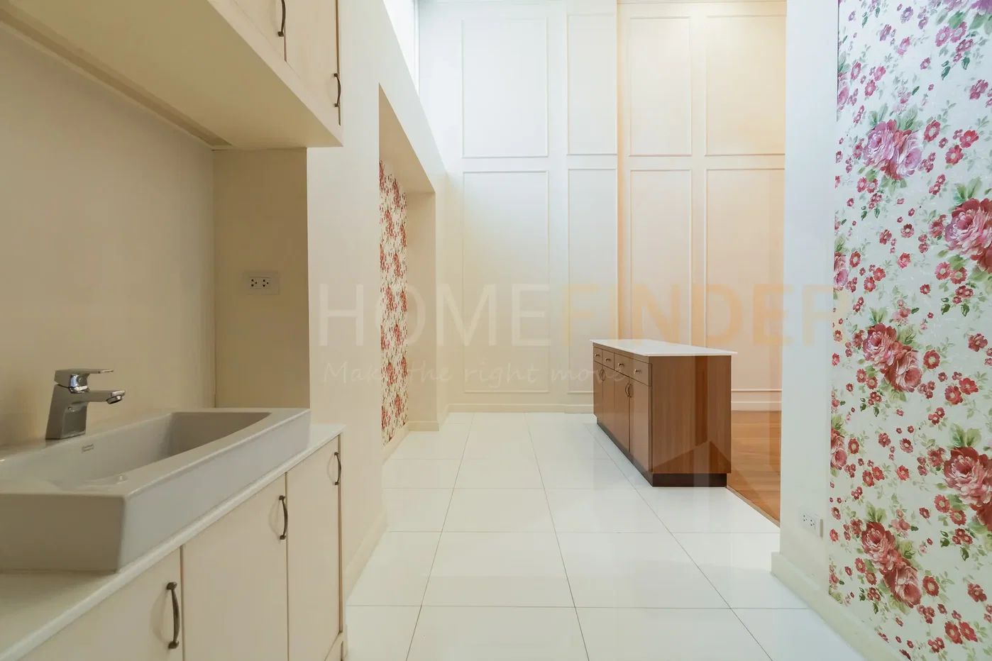 รูป Baan Klang Krung Thonglor- Spacious 4 bedroom house for rent in Thong lo, Bangkok 4 bedrooms, for rent - รูปที่ 13/39