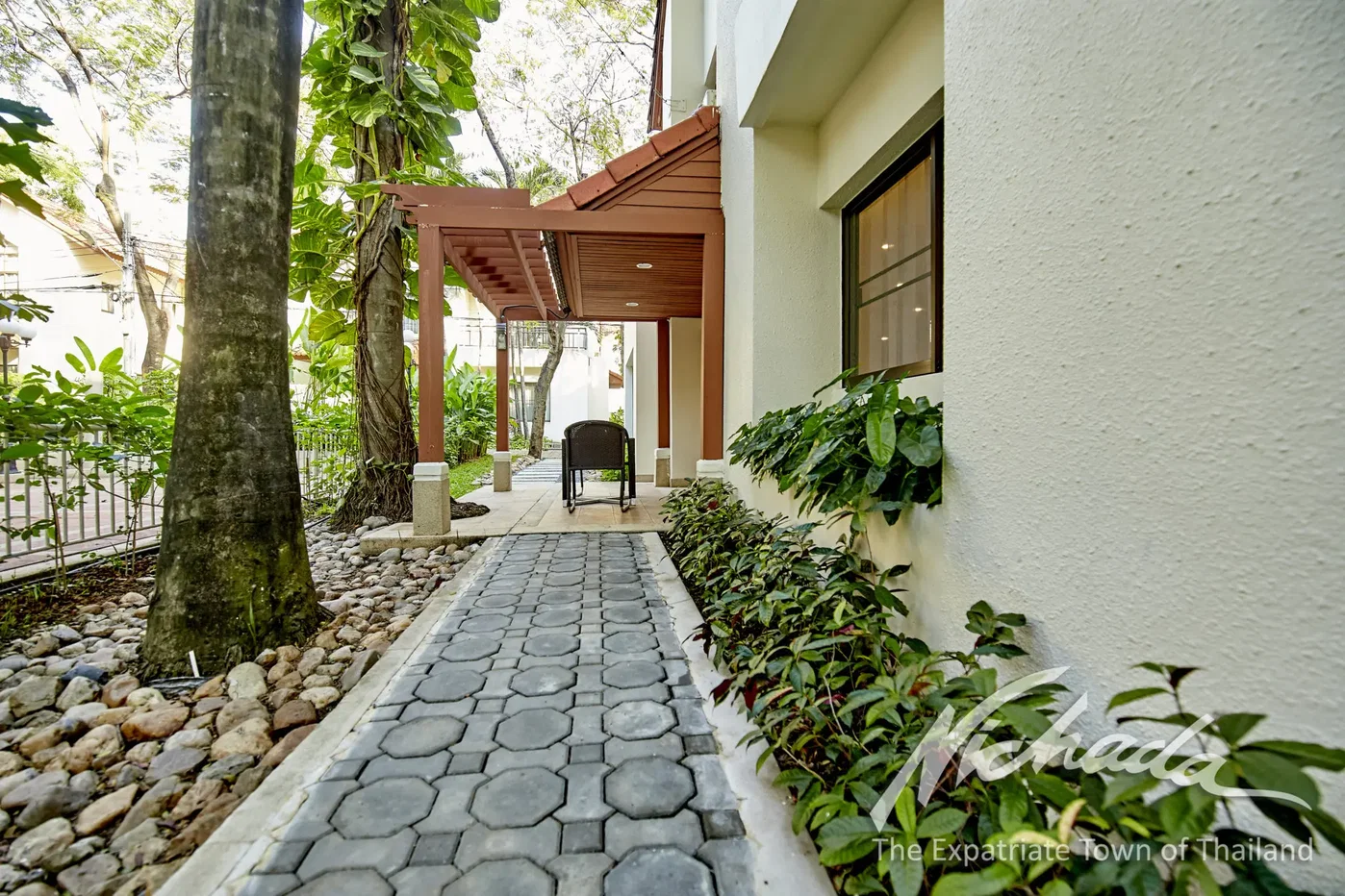 รูป The Lakeside Residence and Condotel 4 bedrooms, for rent - รูปที่ 7/9
