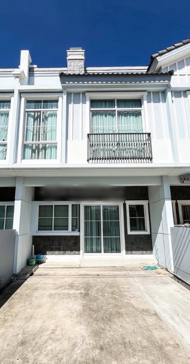 ทาวน์โฮมให้เช่า : ให้เช่า ทาวน์เฮาส์ โครงการ อินดี้ บางนา รามคำแหง2 GH677