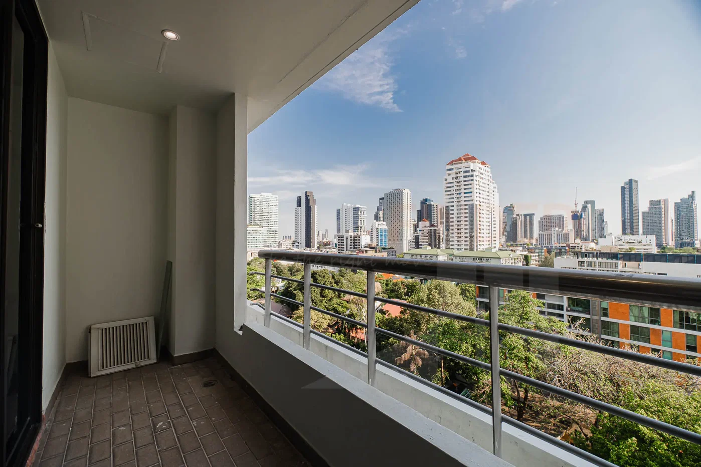 รูป The Habitat Sukhumvit 53 3 bedrooms, for rent - รูปที่ 32/36