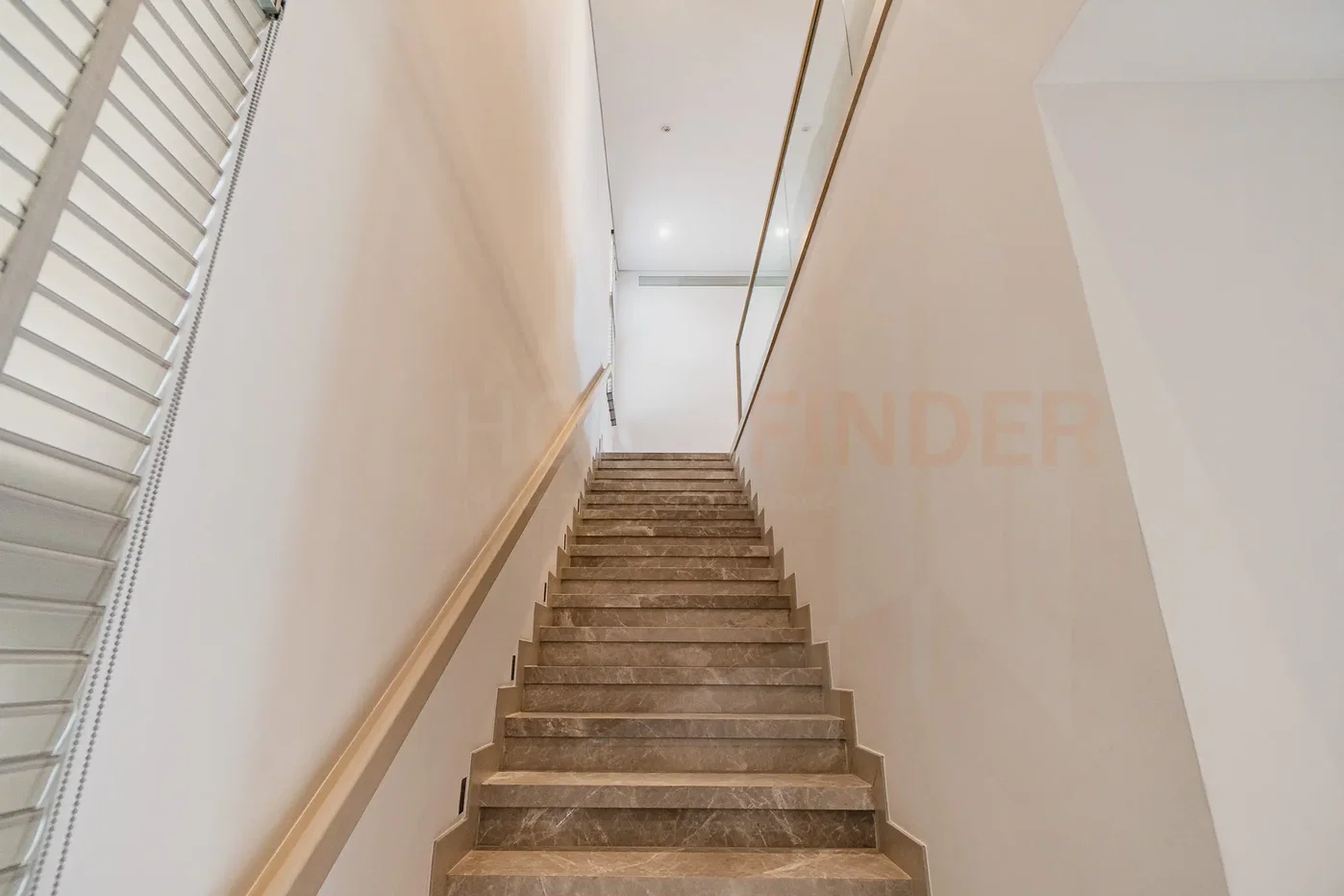 รูป Glory Village Pattaya 3 bedrooms, for sale - รูปที่ 3/30