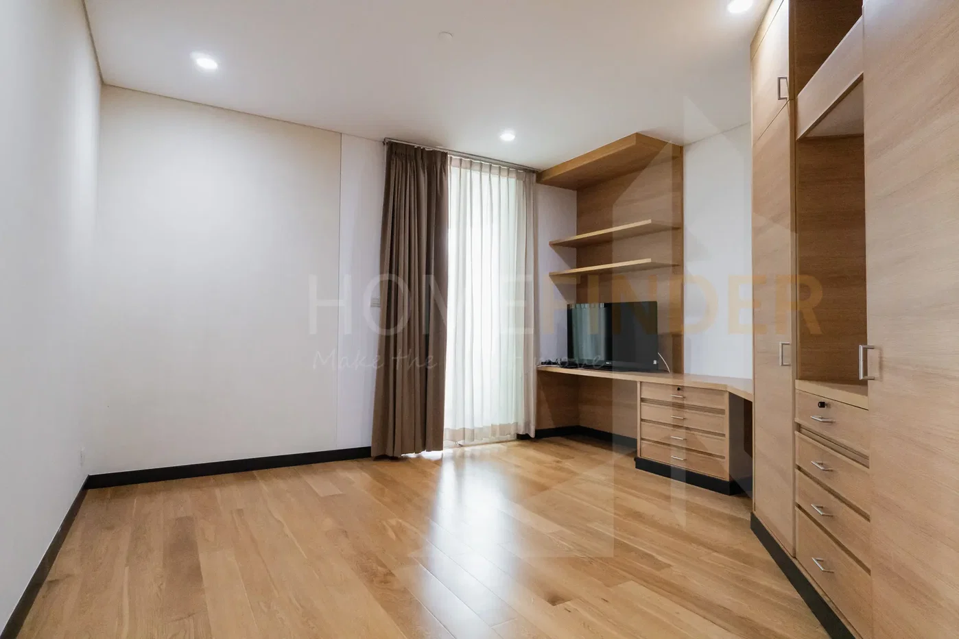 picture The Park Chidlom 3 bedrooms, for rent - 20/33