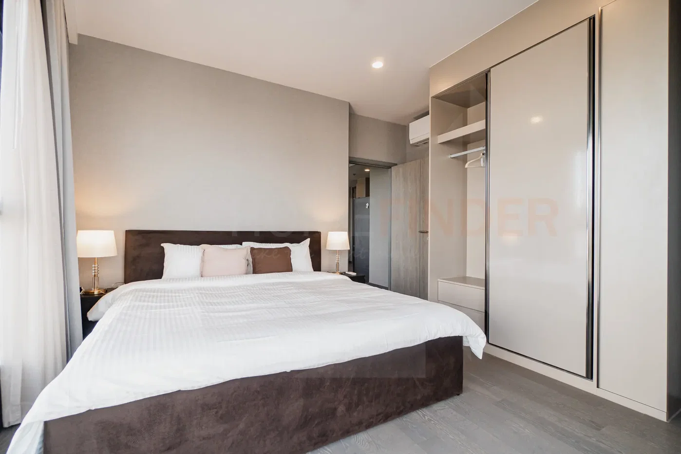 picture Coco Parc 2 bedrooms, for rent - 10/13