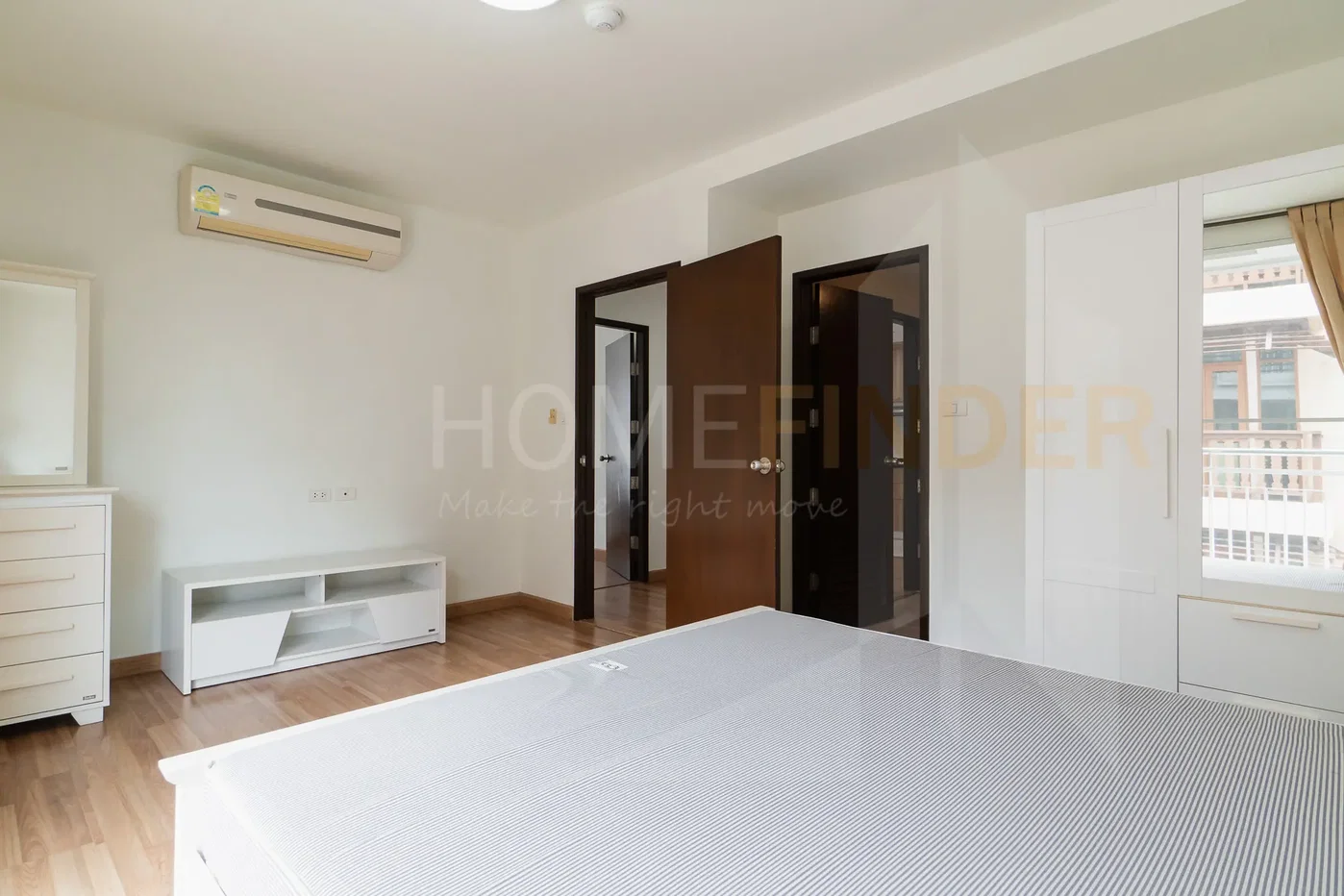 picture Y.O. Place 2 bedrooms, for rent - 6/13