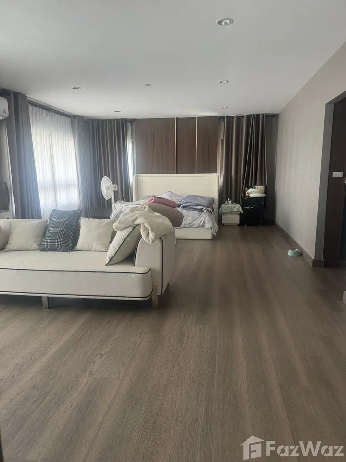 picture Passorn Bangwaek 6739716 - 10/48