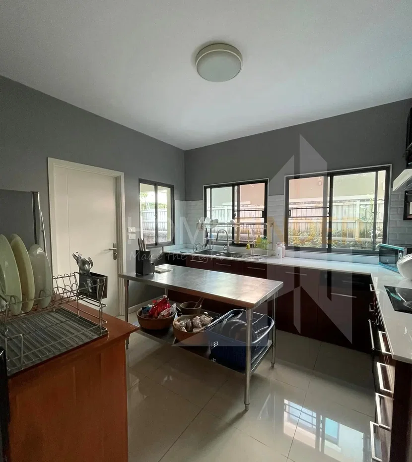 รูป The Palm Pattanakarn 4 bedrooms, for rent - รูปที่ 4/10