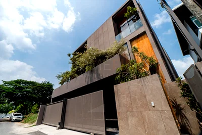 Houses for sale Bangkok Arts&Crafts College : House at Nakniwat 37 4 bedrooms, for sale