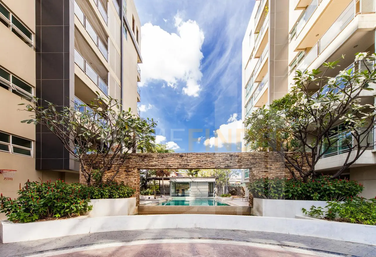 picture Doubletree Residence 3 bedrooms, for rent - 20/24