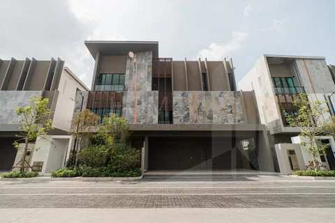 The One Signature Bangna-Rama9 4 bedrooms, for sale