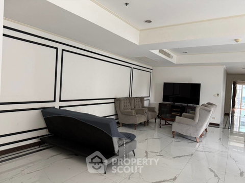 3-BR Condo at La Vie En Rose Place Condominium near BTS Thong Lor (ID 2846909)