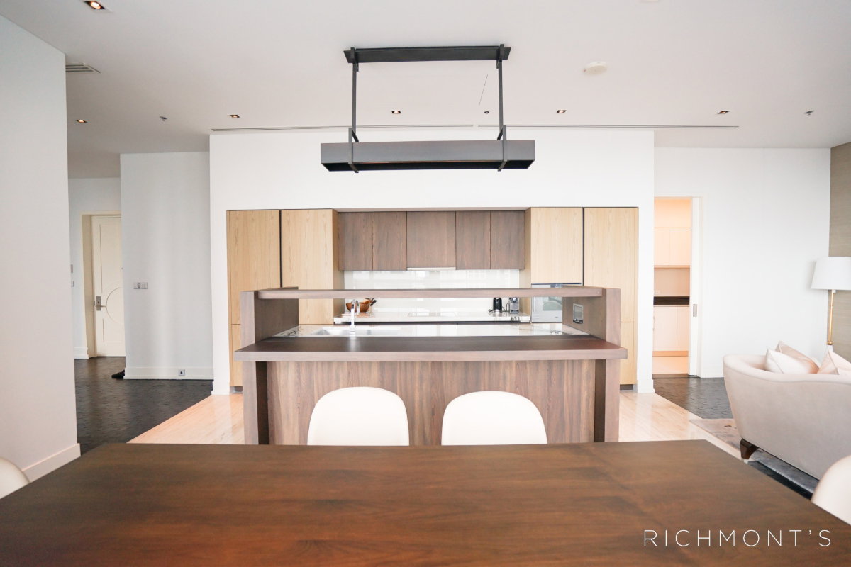 picture The Ritz Carlton Residences Bangkok, 3-Bedrooms, Simplex - 2/13