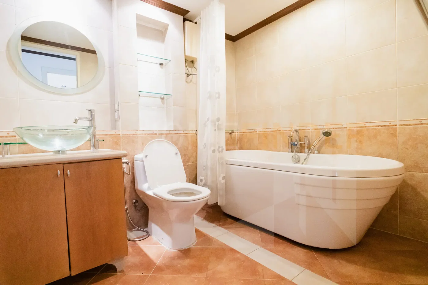 picture Navin Court 2 bedrooms, for rent - 11/15