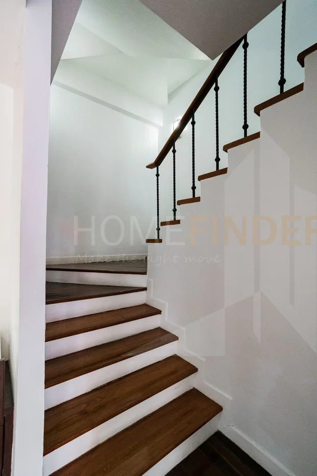 picture Baan Klang Krung Thonglor 4 bedrooms, for rent - 9/42