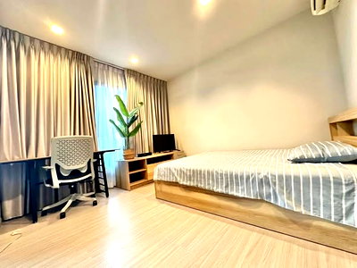 Condos for rent : Studio | 1Bath | MRT Phetchaburi | 28sqm | THB 14,000/mo | Fl.39 — Life Asoke Rama 9 Bangkok