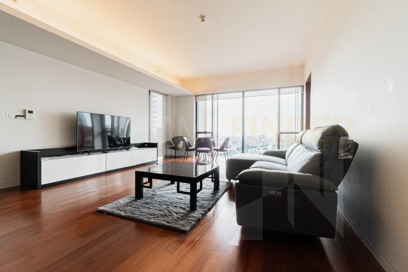 picture Hansar Rajdamri 2 bedrooms, for rent - 2/14