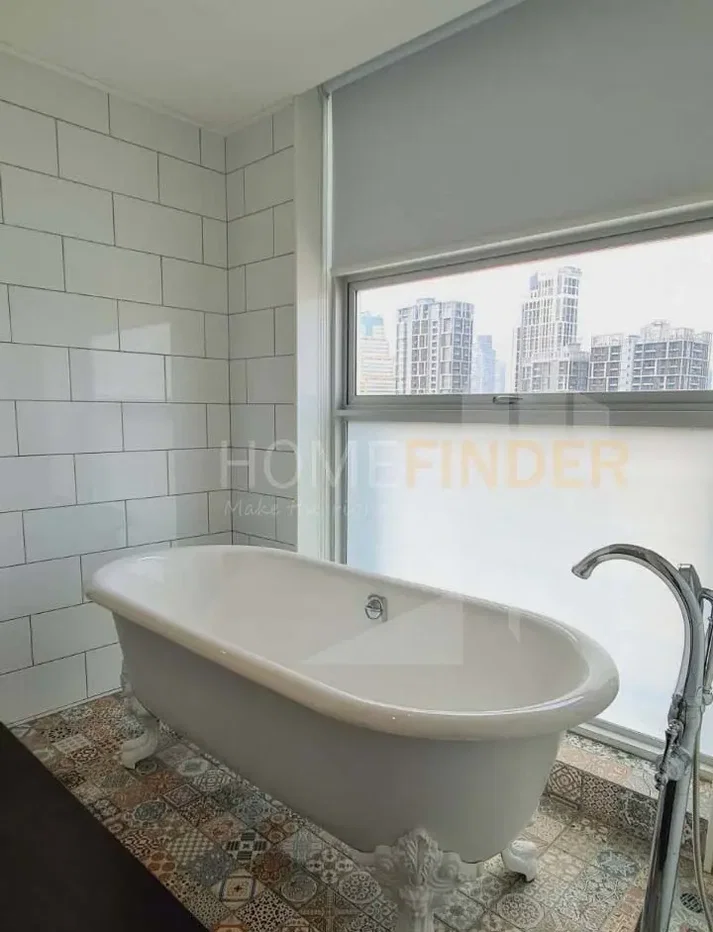 picture Penthouse Condominium 3 3 bedrooms, for rent - 7/8