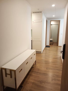 URGENT !! FOR RENT MUNIQ LANGSUAN 2 BEDROOM GOOD DECORATE !!