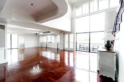 คอนโดให้เช่า : Centre Point Residence Phromphong Bangkok 6 bedrooms, for rent
