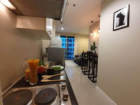 1 ห้องนอน | 1 ห้องน้ำ | BTS Udom Suk | 43 ตร.ม. | 13,000 บาท/เดือน | ชั้น 8 — @ City Sukhumvit 101/1 กรุงเทพฯ