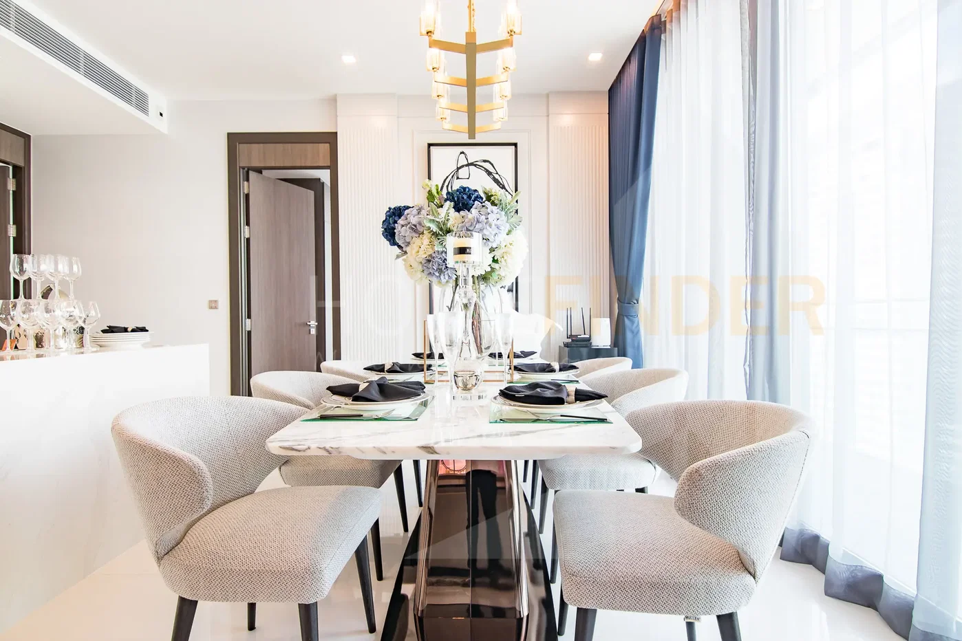 picture Q 1 Sukhumvit 3 bedrooms, for sale - 12/48