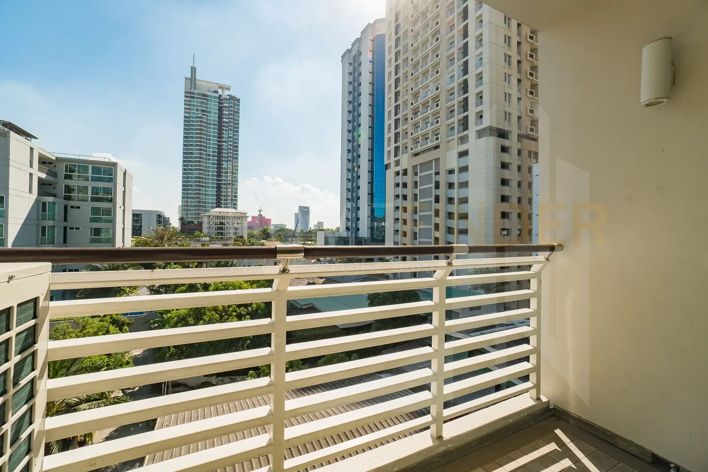picture Avenue 61 condominium 1 bedroom, for rent - 15/15
