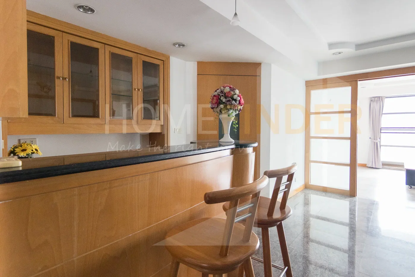 picture Royal Castle 3 bedrooms, for rent - 6/22