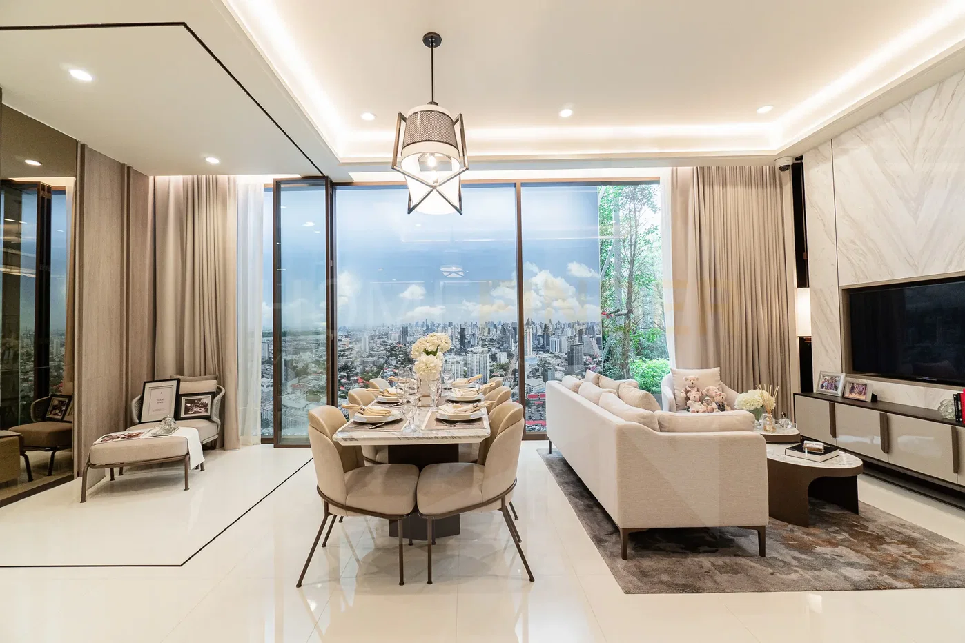 picture Mulberry Grove Sukhumvit 2 bedrooms, for sale - 1/12